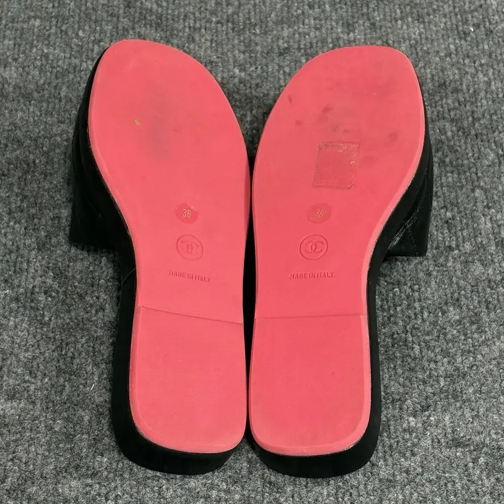 Chanel Cambon Slide Sandals Womens 5.5 Black Leather Quilted Logo Flat Shoe Pink